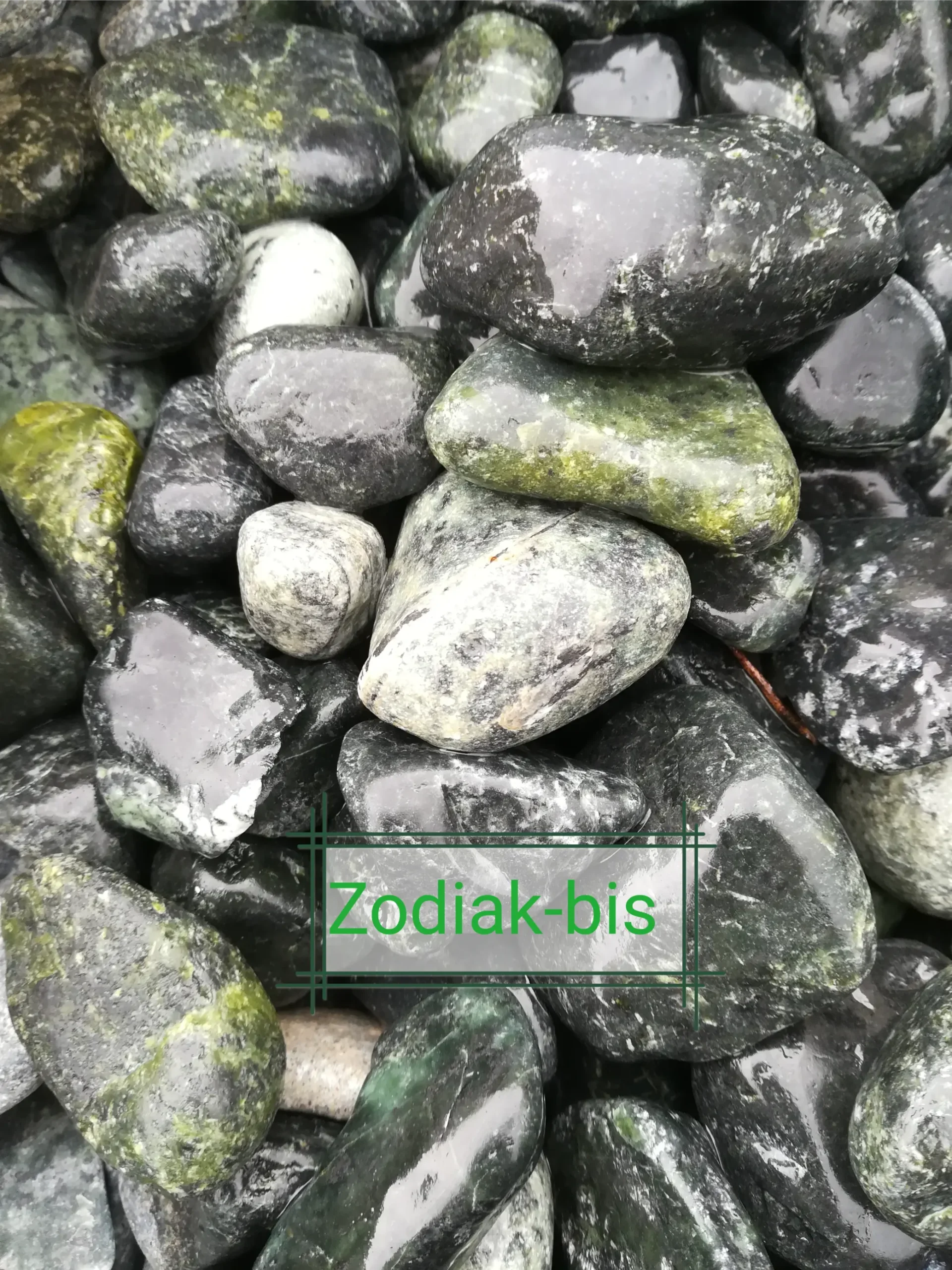 Otoczak zielony serpentynit